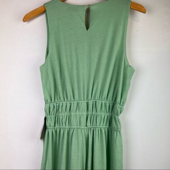 NSR • Women s Knit Pull-On Sleeveless V-Neck Smocked Waist - Picture 3 of 6